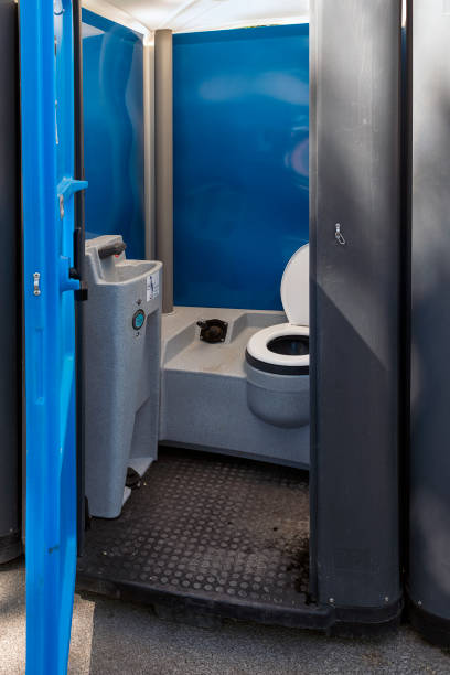 Porta potty delivery and setup in Keys, OK